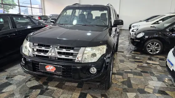 MITSUBISHI PAJERO FULL 3.8 HPE 4X4 V6 24V GASOLINA 4P AUTOMÁTICO