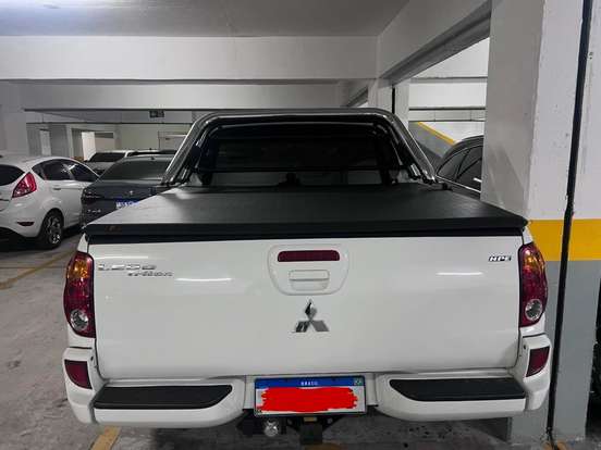 MITSUBISHI-L200 TRITON-3.5 HPE 4X4 CD V6 24V FLEX 4P AUTOMÁTICO MITSUBISHI-L200 TRITON-2016