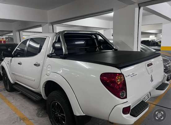 MITSUBISHI-L200 TRITON-2016