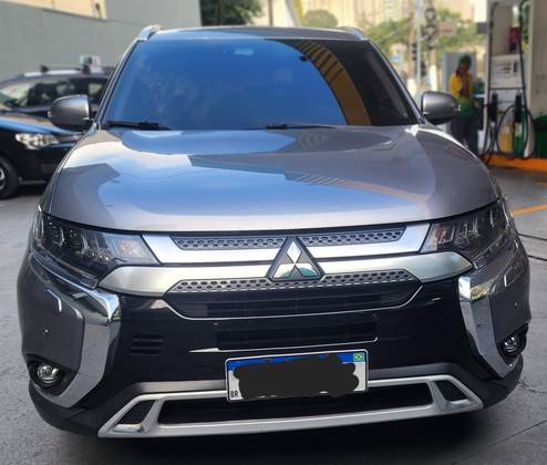 MITSUBISHI OUTLANDER 3.0 MIVEC V6 GASOLINA HPE-S AWD AUTOMÁTICO