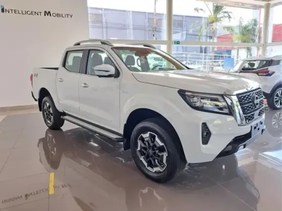 NISSAN FRONTIER 2.3 16V TURBO DIESEL PLATINUM CD 4X4 AUTOMÁTICO