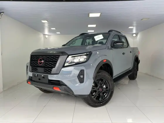 NISSAN FRONTIER 2.3 16V TURBO DIESEL PRO4X CD 4X4 AUTOMÁTICO