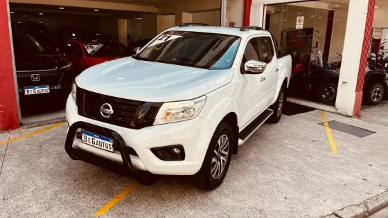 NISSAN FRONTIER 2.3 16V TURBO DIESEL XE CD 4X4 AUTOMÁTICO