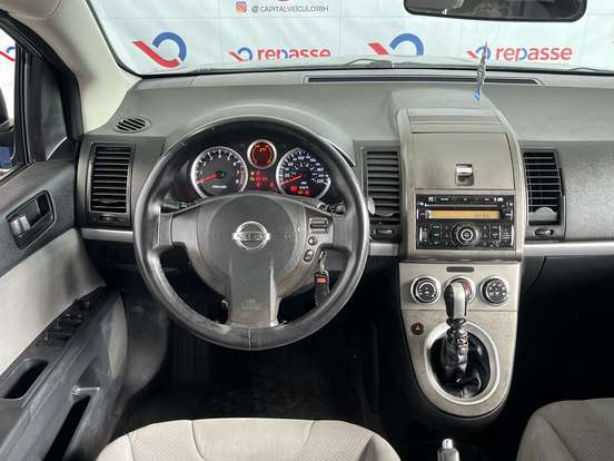 NISSAN-SENTRA-2012