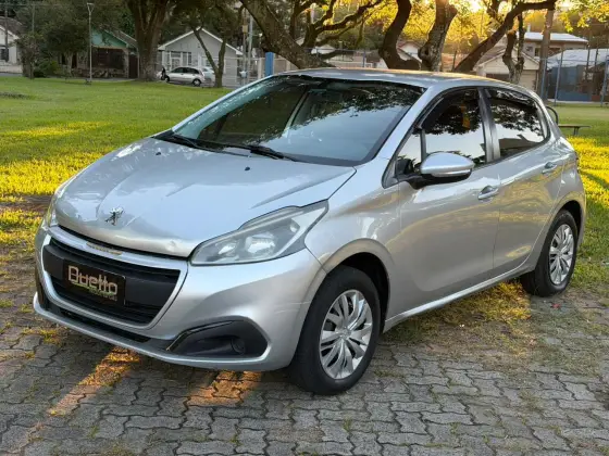 PEUGEOT 208 1.2 ACTIVE 12V FLEX 4P MANUAL PEUGEOT 208 1.2 ACTIVE 12V FLEX 4P MANUAL