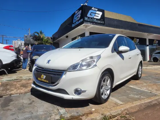 PEUGEOT 208 1.5 ALLURE 8V FLEX 4P MANUAL