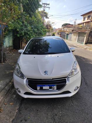 PEUGEOT 208 1.6 GRIFFE 16V FLEX 4P AUTOMÁTICO