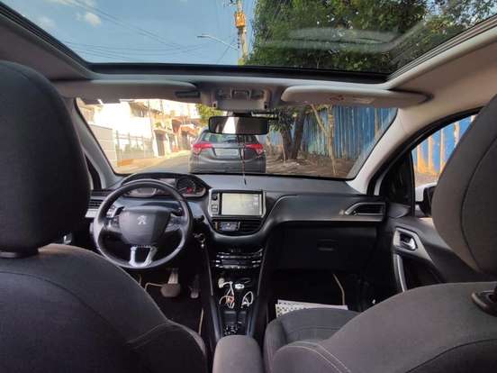 PEUGEOT-208-1.6 GRIFFE 16V FLEX 4P AUTOMÁTICO PEUGEOT-208-2014