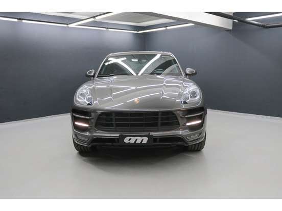 PORSCHE-MACAN-2014