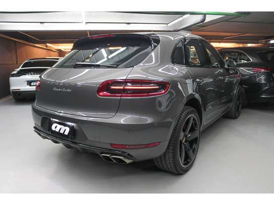 PORSCHE-MACAN-2014