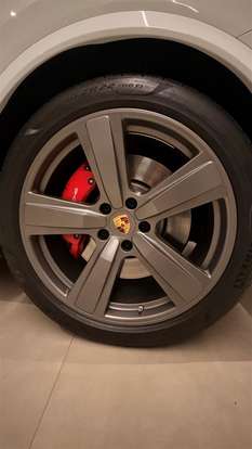 PORSCHE-CAYENNE-2023