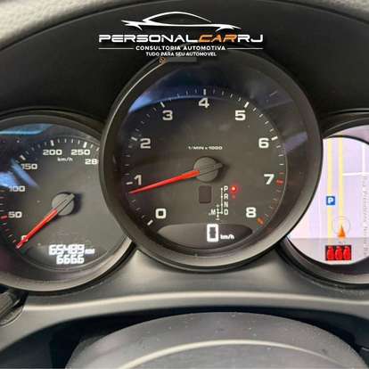 PORSCHE-MACAN-2021
