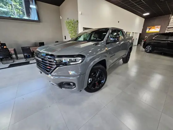 RAM RAMPAGE 2.0 HURRICANE 4 TURBO FLEX R/T 4X4 AUTOMÁTICO