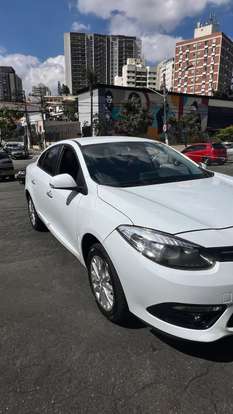 RENAULT-FLUENCE-2015