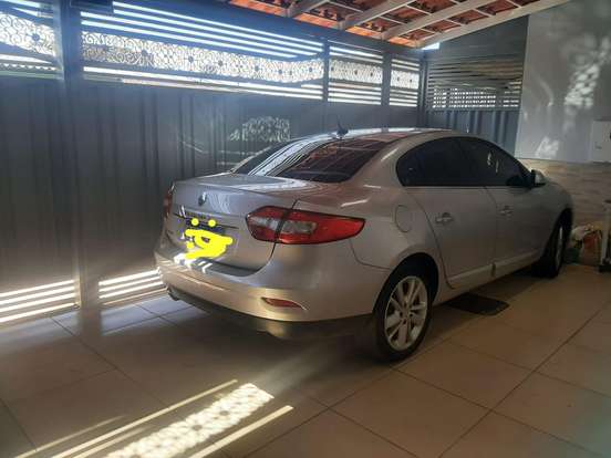 RENAULT-FLUENCE-2015