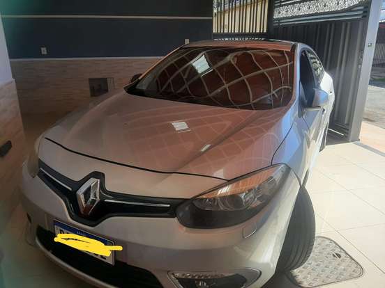 RENAULT-FLUENCE-2015