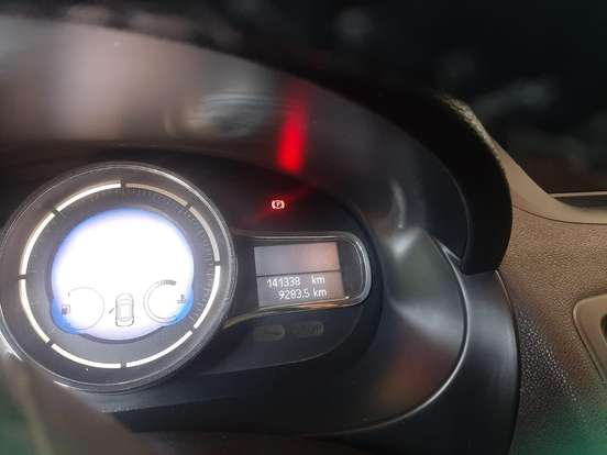 RENAULT-FLUENCE-2015