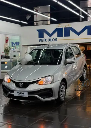 TOYOTA ETIOS 1.5 X SEDAN 16V FLEX 4P AUTOMÁTICO