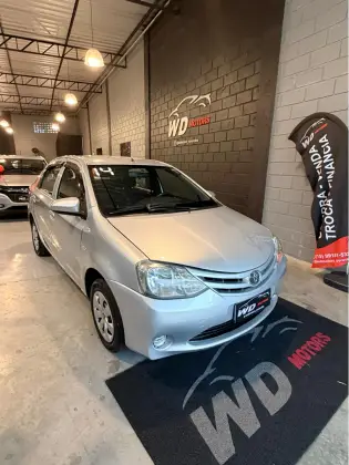 TOYOTA ETIOS 1.5 X SEDAN 16V FLEX 4P MANUAL