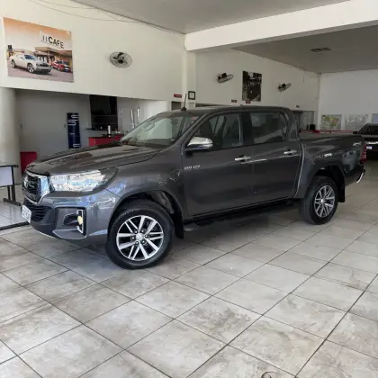TOYOTA HILUX 2.8 SRV 4X4 CD 16V DIESEL 4P AUTOMÁTICO