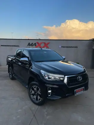 TOYOTA HILUX 2.8 SRX 4X4 CD 16V DIESEL 4P AUTOMÁTICO