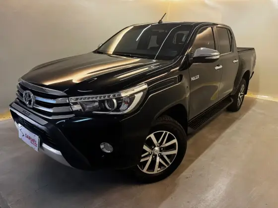 TOYOTA HILUX 2.8 SRX 4X4 CD 16V DIESEL 4P AUTOMÁTICO