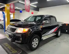 TOYOTA HILUX 2.5 4X4 CS CHASSI CABINE 16V TURBO DIESEL 2P MANUAL TOYOTA HILUX 2.5 4X4 CS CHASSI CABINE 16V TURBO DIESEL 2P MANUAL