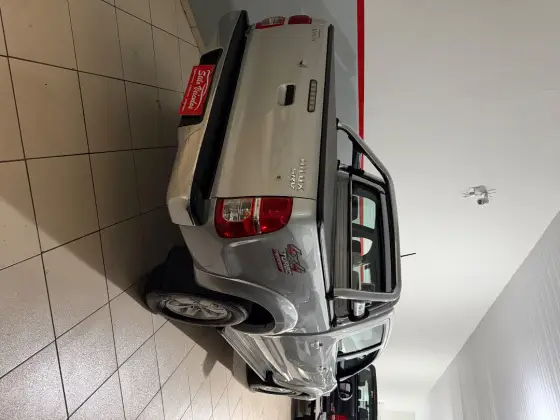 TOYOTA HILUX 3.0 SRV 4X4 CD 7 LUGARES 16V TURBO INTERCOOLER DIESEL 4P AUTOMÁTICO