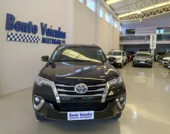 TOYOTA HILUX SW4 2.8 SRX 4X4 16V TURBO INTERCOOLER DIESEL 4P AUTOMÁTICO TOYOTA HILUX SW4 2.8 SRX 4X4 16V TURBO INTERCOOLER DIESEL 4P AUTOMÁTICO