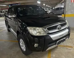 TOYOTA HILUX 3.0 SRV 4X4 CD 16V TURBO INTERCOOLER DIESEL 4P AUTOMÁTICO TOYOTA HILUX 3.0 SRV 4X4 CD 16V TURBO INTERCOOLER DIESEL 4P AUTOMÁTICO