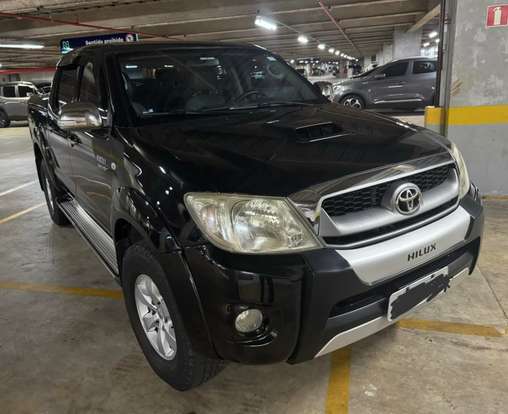 TOYOTA-HILUX-3.0 SRV 4X4 CD 16V TURBO INTERCOOLER DIESEL 4P AUTOMÁTICO TOYOTA-HILUX-2011