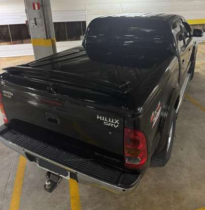 TOYOTA-HILUX-2011