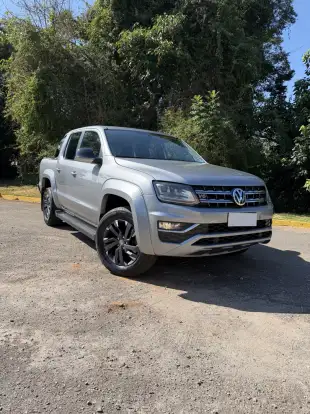 VOLKSWAGEN-AMAROK-2021