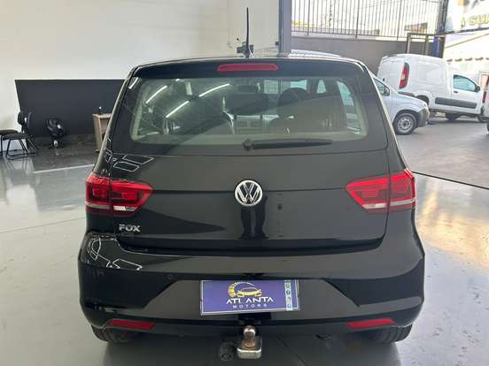 VOLKSWAGEN-FOX-2021
