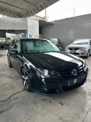 VOLKSWAGEN-GOLF-2010