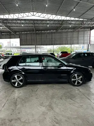 VOLKSWAGEN-GOLF-2.0 MI BLACK EDITION 8V FLEX 4P TIPTRONIC VOLKSWAGEN-GOLF-2010