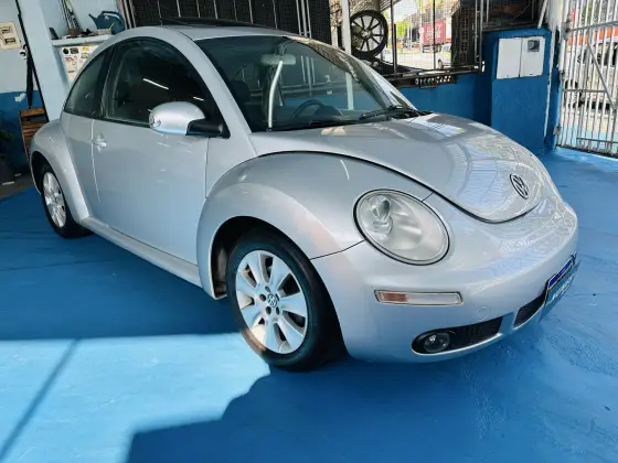 VOLKSWAGEN NEW BEETLE 2.0 MI 8V GASOLINA 2P TIPTRONIC