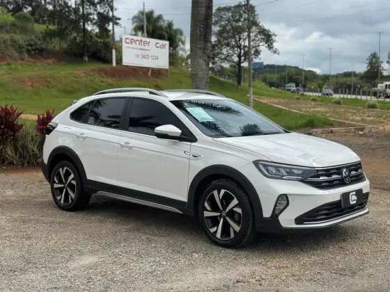 VOLKSWAGEN NIVUS 1.0 200 TSI TOTAL FLEX HIGHLINE AUTOMÁTICO