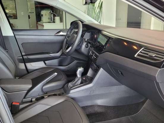 VOLKSWAGEN-POLO-1.0 170 TSI HIGHLINE AUTOMÁTICO VOLKSWAGEN-POLO-2025