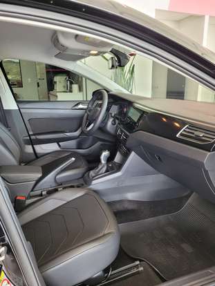 VOLKSWAGEN-POLO-1.0 170 TSI HIGHLINE AUTOMÁTICO VOLKSWAGEN-POLO-2025