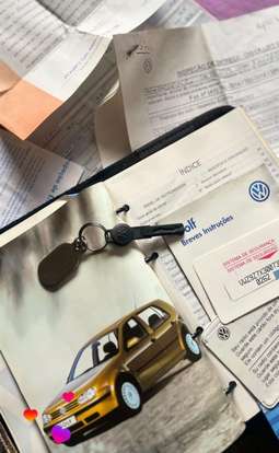 VOLKSWAGEN-GOLF-2000
