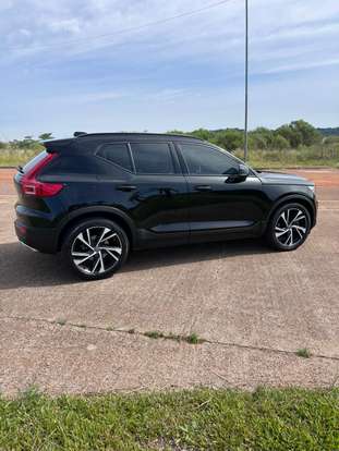 VOLVO-XC40-2.0 T5 GASOLINA R-DESIGN AWD GEARTRONIC VOLVO-XC40-2019