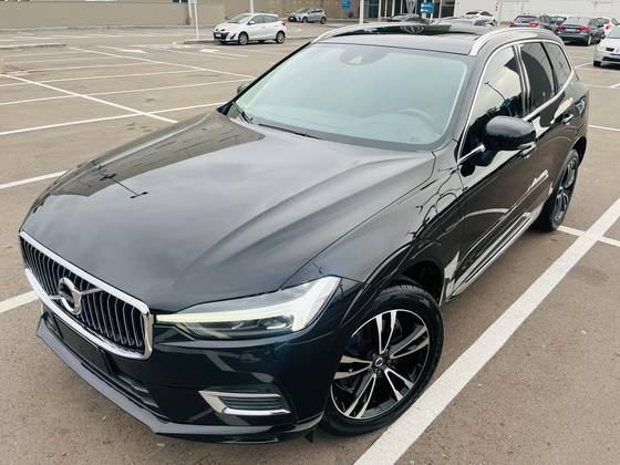 VOLVO XC60 2.0 T8 HYBRID MOMENTUM AWD GEARTRONIC