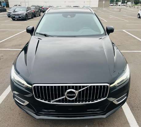 VOLVO-XC60-2021