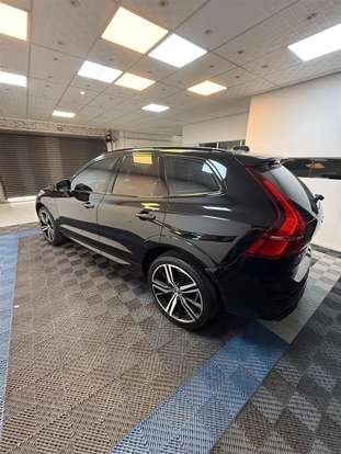 VOLVO-XC60-2019