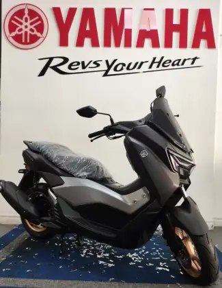 YAMAHA NMAX CONNECTED 160 ABS 