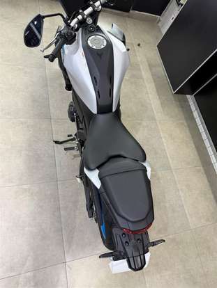YAMAHA-MT-07 YAMAHA-MT-07-0