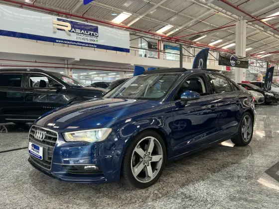 AUDI A3 1.8 TFSI SEDAN AMBITION 16V 180CV GASOLINA 4P AUTOMÁTICO