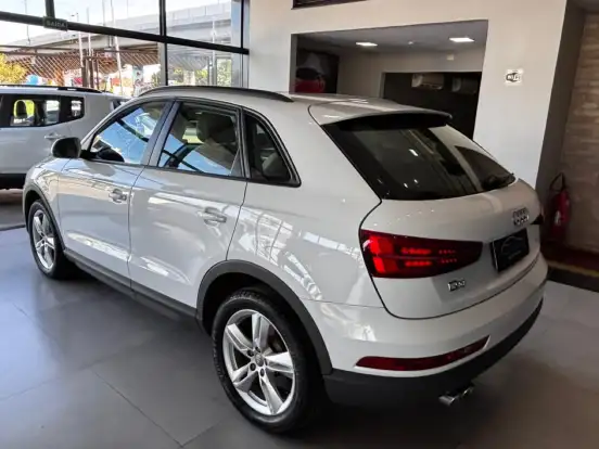 AUDI-Q3-2016