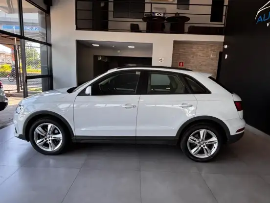 AUDI-Q3-2016
